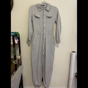 Missguided Gray Long Sleeve Utility Jumpsuit size 4
